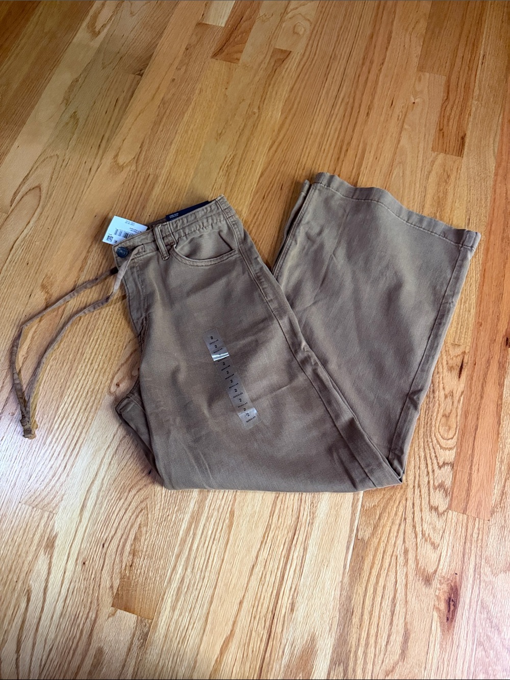 American Eagle Outfitters Women's Khaki Brown Chinos